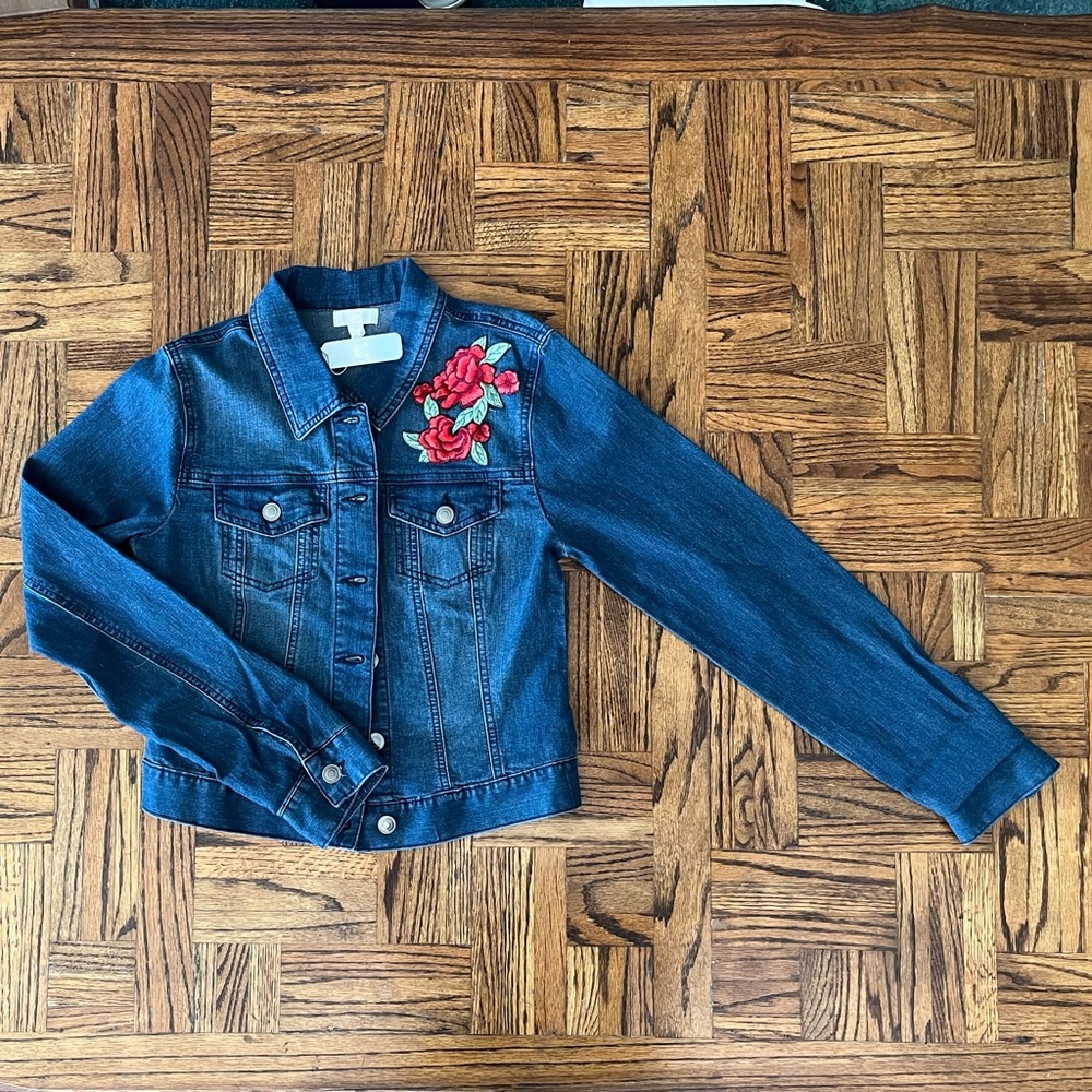 C Denim Jacket Floral Embroidery M NWT